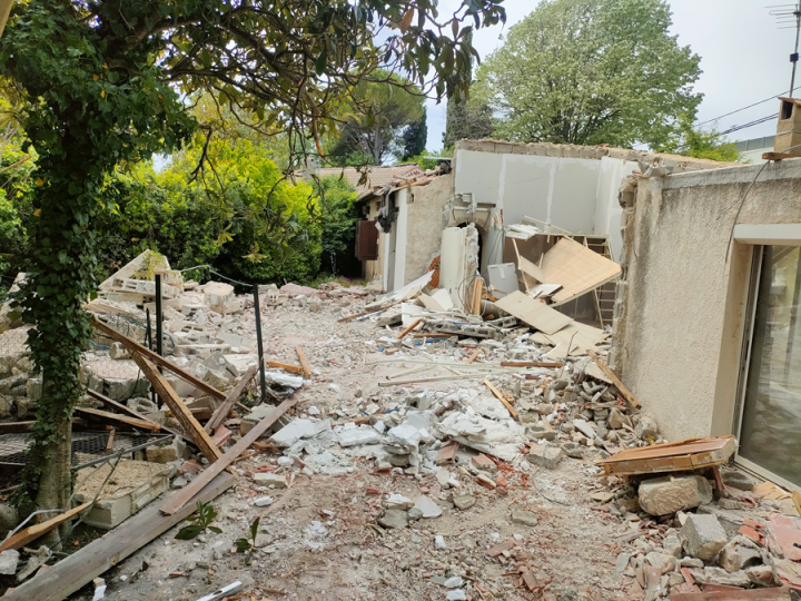Démolition maison, Le Val